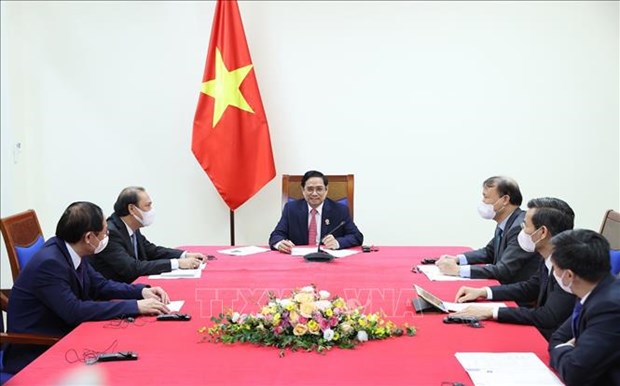 越南政府总理范明正与智利总统塞瓦斯蒂安·皮涅拉通电话